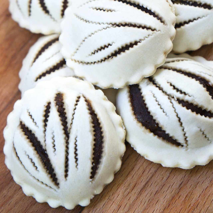 Pistiddu Sardo Artigianale – Dolce Tipico al Vincotto con Scorza d’Arancia